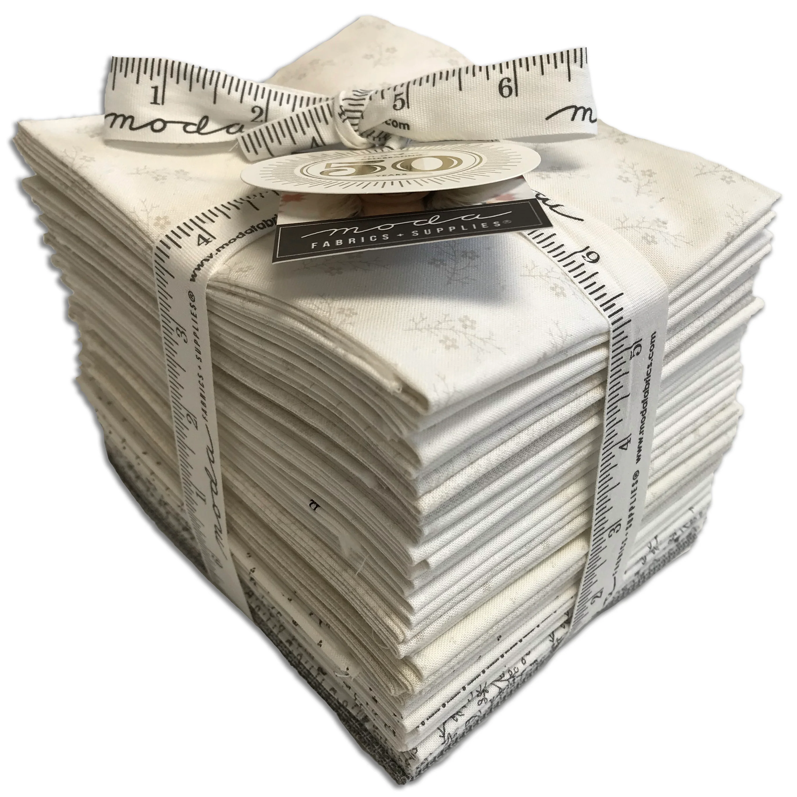 Moda Pre-Cut 25 Piece Fat Quarter Bundle  - Itty Bitty BG Gatherings - Image 3