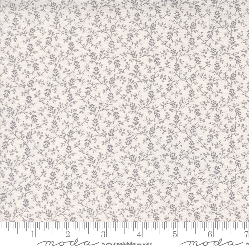Moda Pre-Cut 25 Piece Fat Quarter Bundle  - Itty Bitty BG Gatherings - Image 28