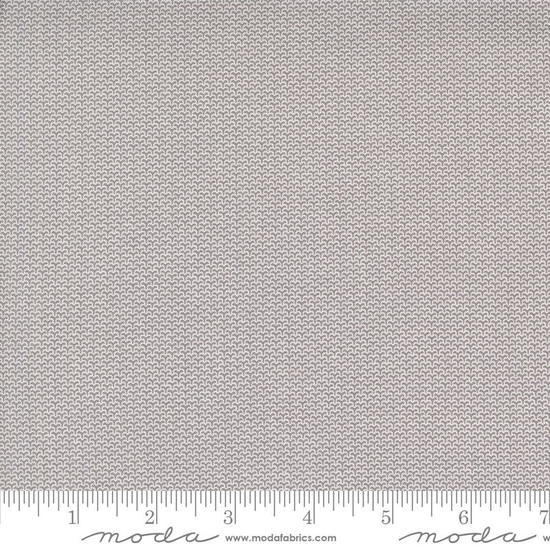 Moda Pre-Cut 25 Piece Fat Quarter Bundle  - Itty Bitty BG Gatherings - Image 21