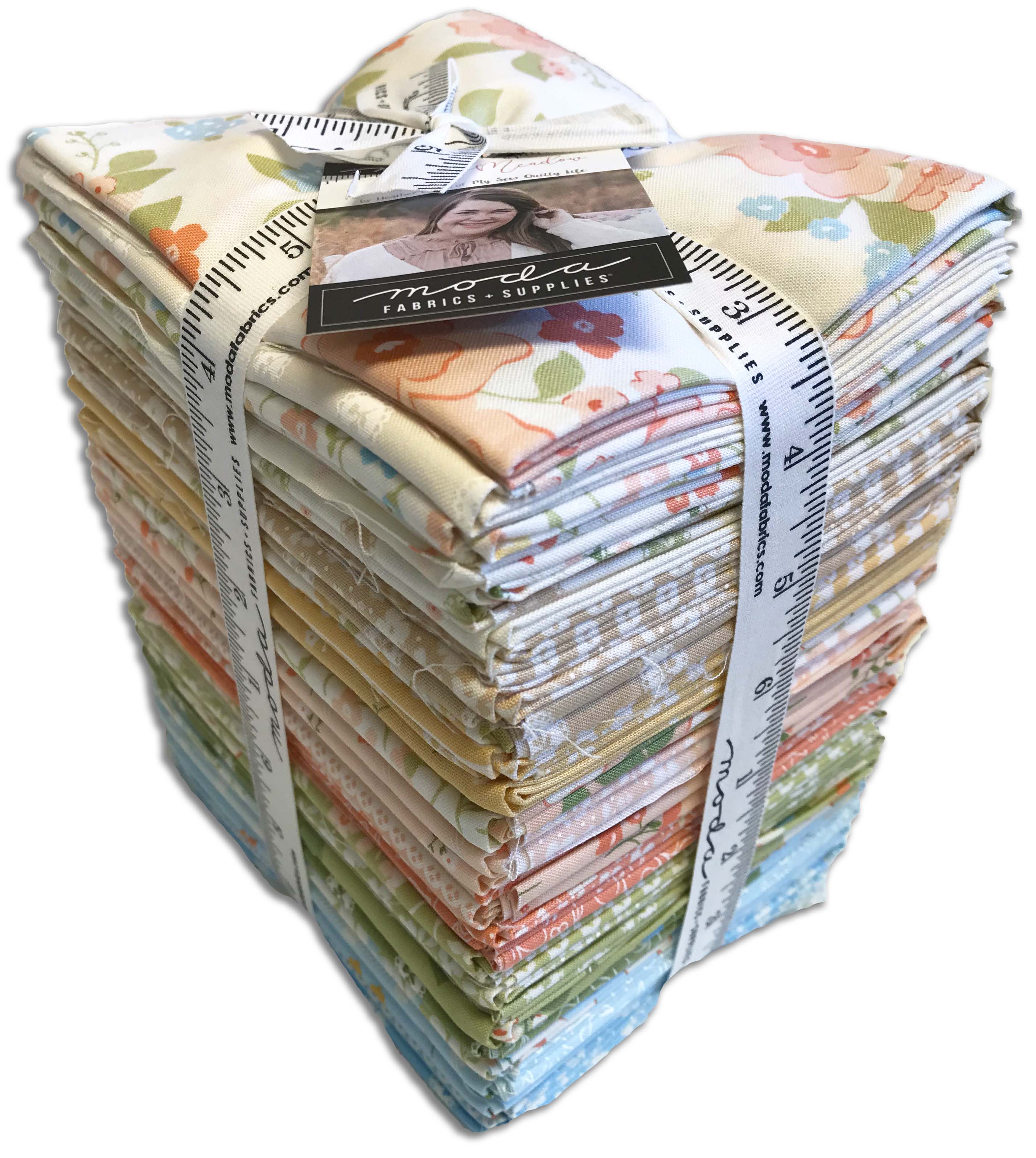 Moda - Pre-Cut 40 Piece Fat Quarter Bundle  - Dainty Meadow - Image 3
